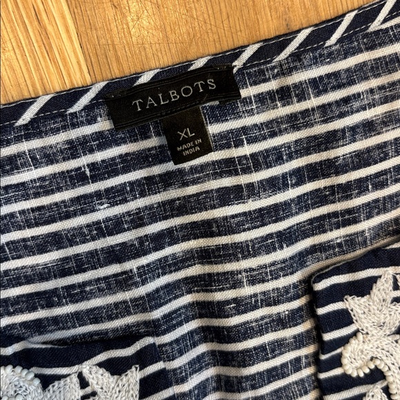 Women’s Talbots Linen Embroidered Blouse, Size XL - Picture 2 of 6